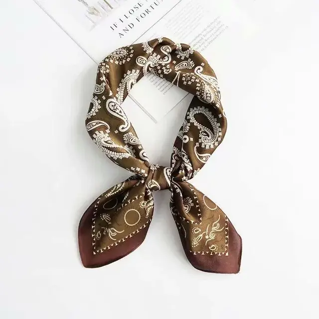 Vierkante Zijden Sjaal 70x70 cm Bruin Paisley Print