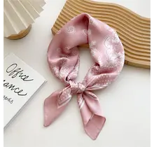 Vierkante Zijden Sjaal 70x70 cm Roze Paisley Print