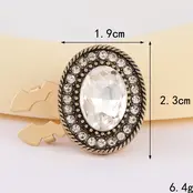 Ovale Crystal Button Cover met Strass – Statement Blouse Accessoire
