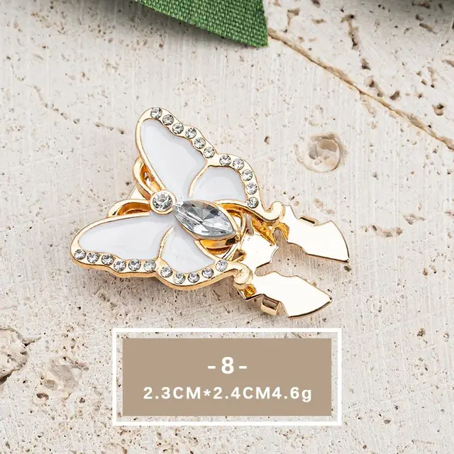 Vlinder Button Cover met Kristallen – Trendy Statement Accessoire