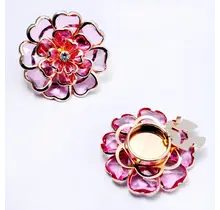 Button Cover Bloem Roze – Trendy Roze Blouse Accessoire met Crystal Look