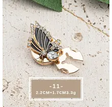 Button Cover Vlinder Zwart – Elegante Trend Accessoire voor Blouse