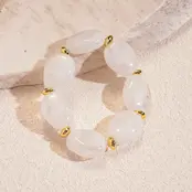 Resin Kralenarmband Wit – Minimalistische Chunky Armband met Glans