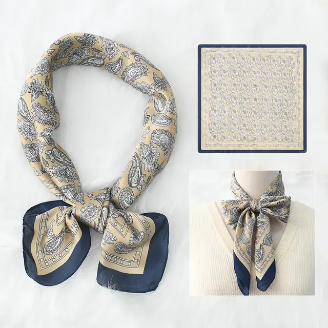 Beige Blauw Paisley Sjaaltje – Tijdloze Classic Look