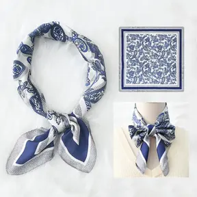 Blauw Wit Paisley Sjaaltje – Klassieke Trend Print