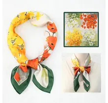 Geel Bloemen Sjaaltje – Fresh & Zomerse Print