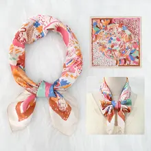 Kleurrijk Artistiek Sjaaltje – Statement Print Sjaal