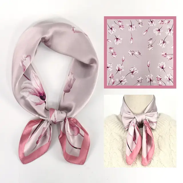 Roze Bloemen Sjaaltje – Zacht & Romantisch