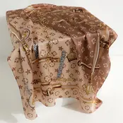Goodies Label Sjaaltje Chain Chic Taupe 70 x 70 cm