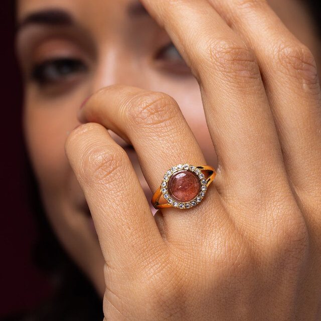Elegante Ring met Edelsteen & Zirkonia • Berry Quartz