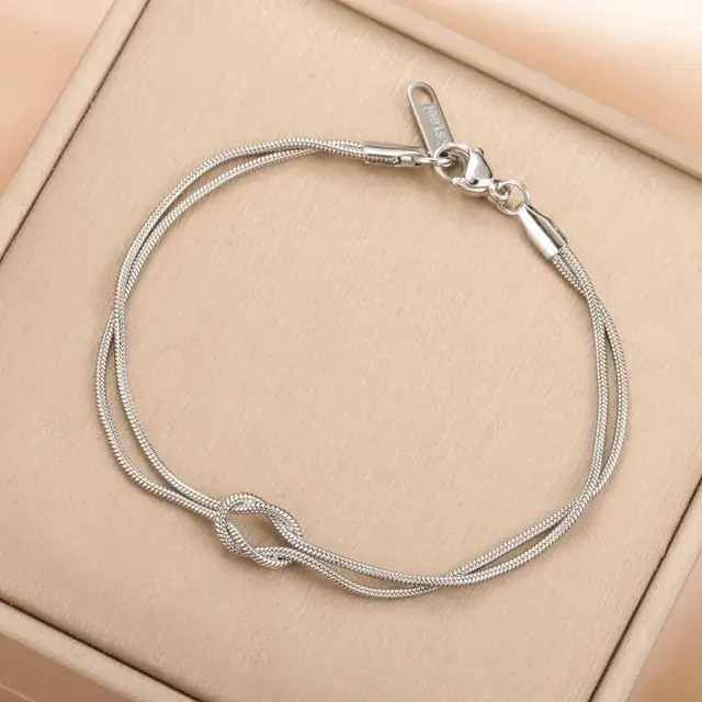 Zilverkleurige Stainless Steel Dubbele Knoop Armband | Goodies