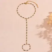 Goudkleurige Stainless Steel Handketting met Zwarte Kralen | Goodies