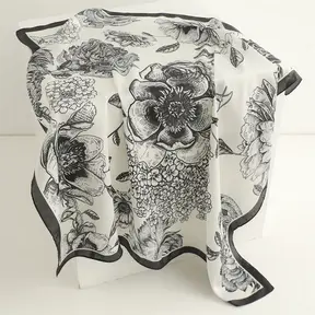 Zwart-witte Bloemen Sjaal