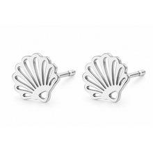 Goodies Label Shell Studs Zilverkleurig | Stainless Steel Oorstuds 8 x 9 mm