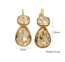 Goodies Label Goudkleurige Crystal Drop Oorbellen 23 mm | Statement Earrings