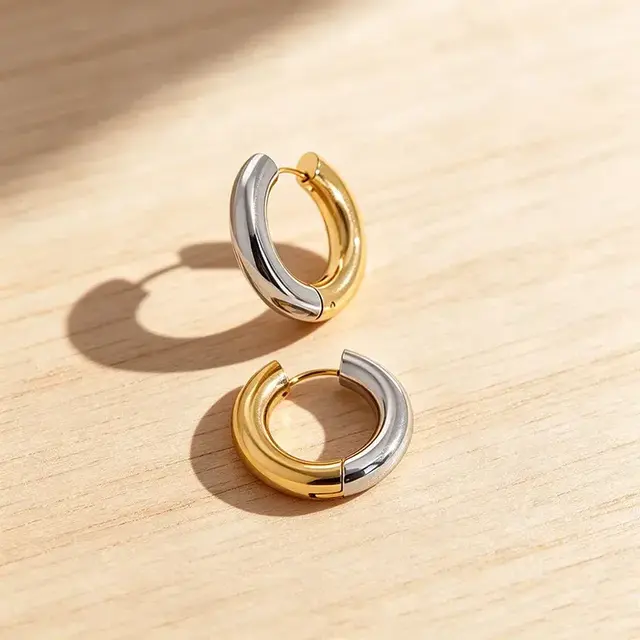 Goodies Label Bicolor Hoops Goud & Zilver | Stainless Steel Oorringen