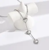 Goodies Label Zilverkleurige Y-Ketting met Drie Hartjes