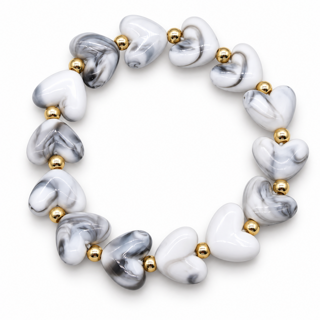 Goodies Label Hartjes Armband Wit-Grijs Marmerlook met Goudkleurige Details