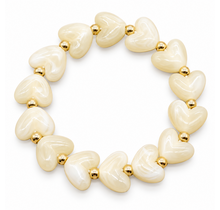 Goodies Label Hartjes Armband Ivory/Crème met Goudkleurige Details