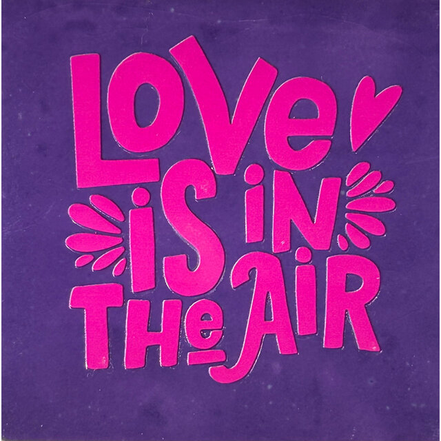love is in the air (grof) paars/roze
