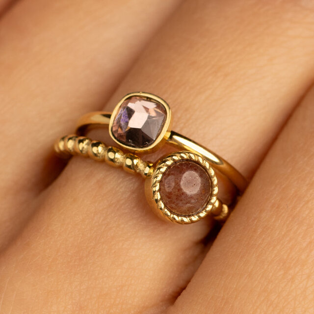 Bolletjes Ring met Ronde Edelsteen • Berry Quartz