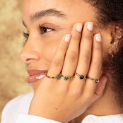 Gouden ring - Zeshoekig ontwerp - Blauwe glassteen