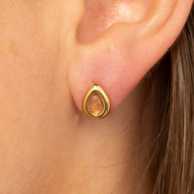 Druppel Studs met Edelsteen • Berry Quartz