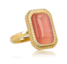Statement Ring met Rechthoekige Edelsteen en Ribbelrand • Pink Moonstone