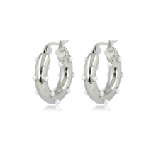 Elegante Zilveren Oorring met Stralende Witte Parels