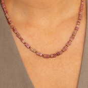 Ketting met Vierkante Edelstenen Kralen • Rhodoniet