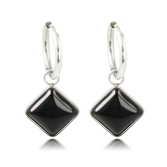Zilveren Ronde Oorring met Onyx Ruiten Hanger