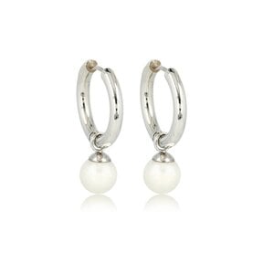 Elegante Zilveren Oorringen met Parelglans