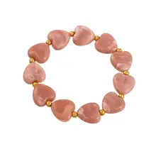 Elastische Hartjes Armband Nude Roze met Goudkleurige Details