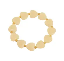 Elastische Hartjes Armband Crème met Goudkleurige Details