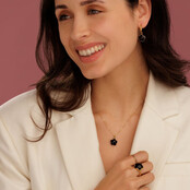 Ketting met Bloem Hanger • Onyx