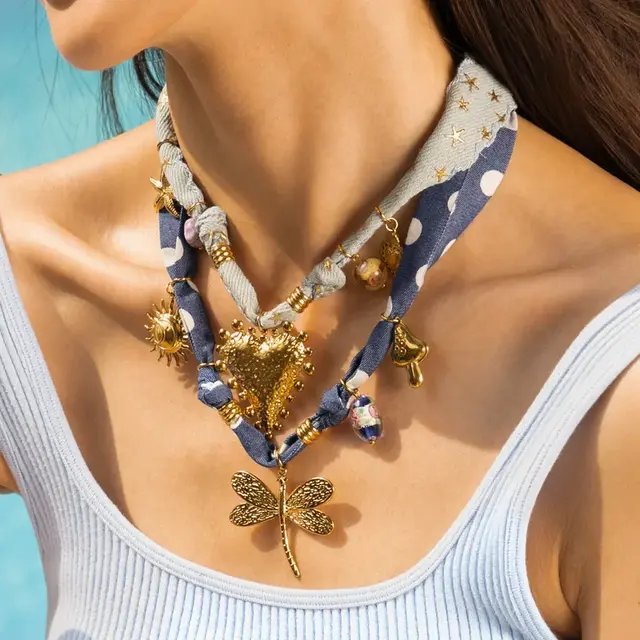 Goodies Label Scarf Ketting Blauw met Libelle – 41 + 5 cm