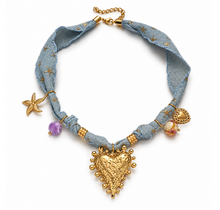 Goodies Label Scarf Ketting Lichtblauw met Hart – 41 + 5 cm
