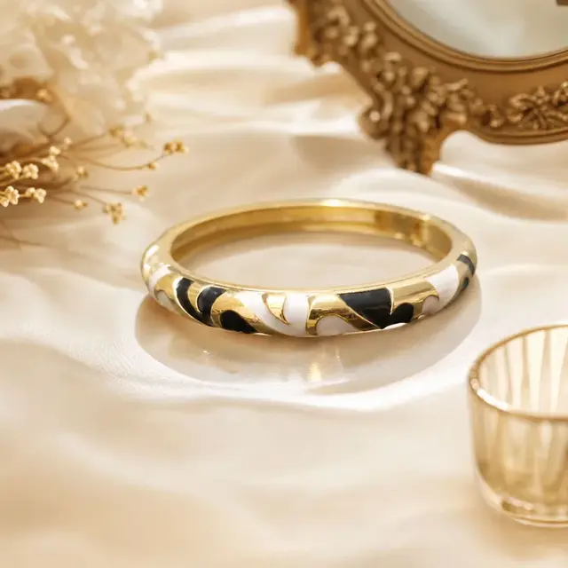 Goodies Label Emaille Look Armband Goudkleurig – Diverse Kleuren