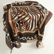 Goodies Label Satin Silk Sjaaltje Zebra Bruin – 70 x 70 cm