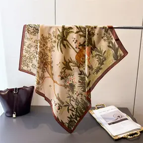 Goodies Label Satin Silk Sjaaltje Tropical Jungle – 70 x 70 cm