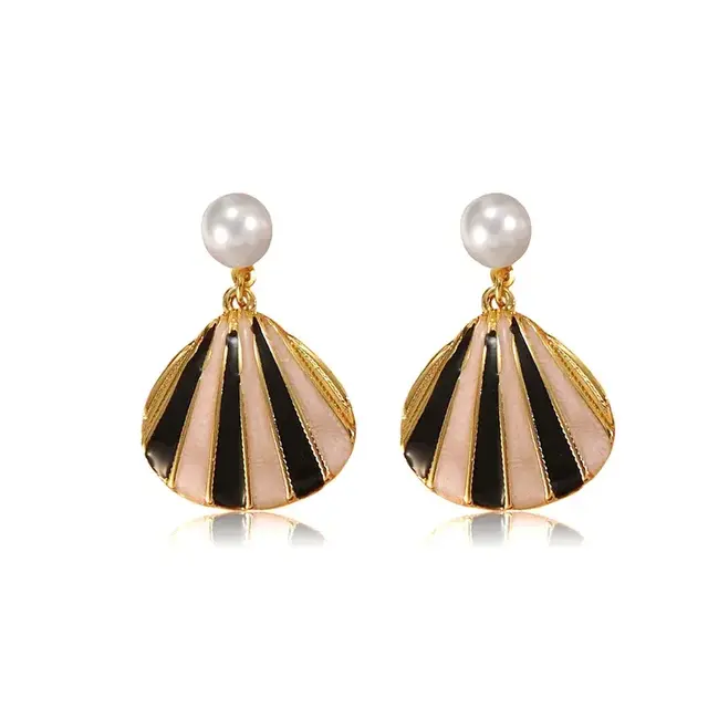 Goodies Label Shell Pearl Oorbellen Goudkleurig – Zwart/Creme
