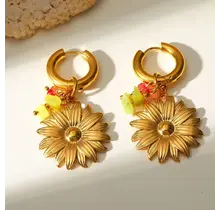 Goodies Label Daisy Charm Hoops Goud Geel – 18K PVD