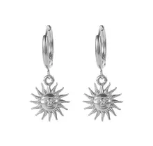 Goodies Label Sun Face Hoops Zilverkleurig – Zon Hanger