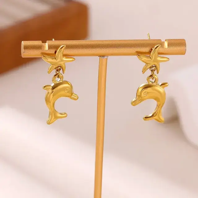 Goodies Label Pearl Drop Hoops – Goud of Zilver