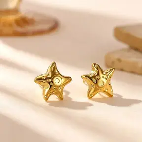 Goodies Label Bold Starfish Studs Goudkleurig – Stainless Steel