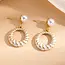 Goodies Label Goodies Label Pearl Circle Oorbellen Crème Goudkleurig – 38 mm
