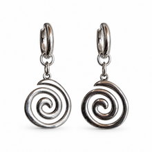 Goodies Label Spiral Drop Oorbellen Zilverkleurig – Stainless Steel
