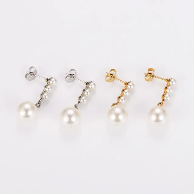 Goodies Label Pearl Drop Studs – Goud of Zilver
