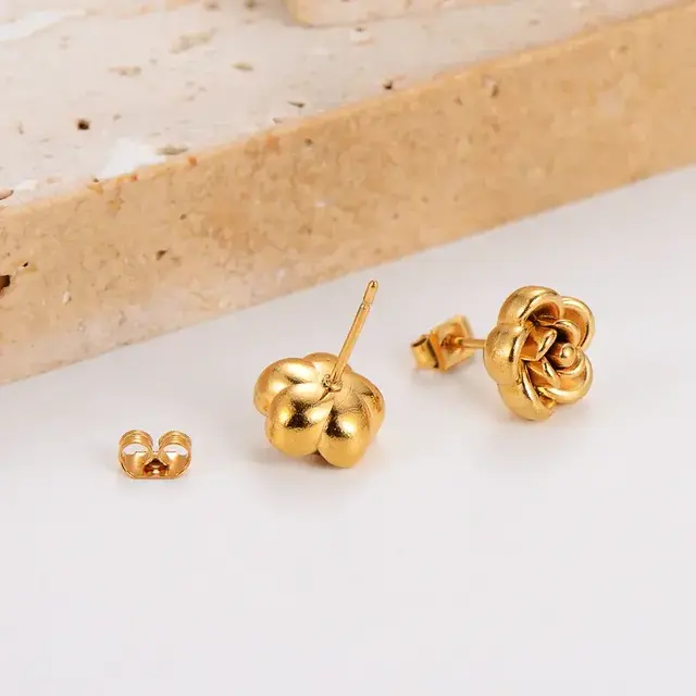 Goodies Label Rose Studs Goudkleurig – 10 mm 304 Stainless Steel