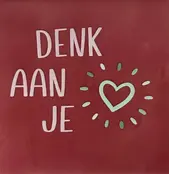 Quote tegeltje 'denk aan je' nieuw roze/zachtroze(mint-lichtgroen)